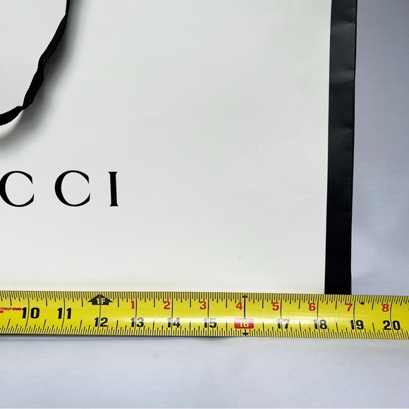 GUCCI Large Black White Paper Boutique Shopping Bag - Picture 3 of 6